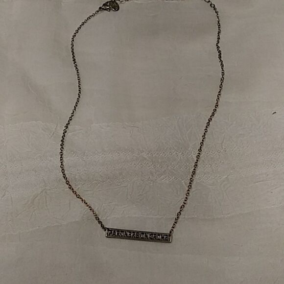 Icing Neckles   - Picture 4 of 6